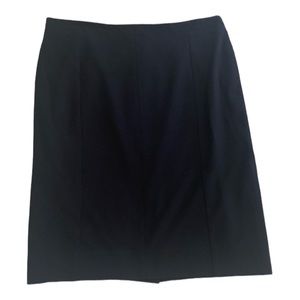 Ann Taylor 12P navy blue PENCIL skirt. Fully lined.
